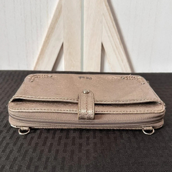 The Sak Iris Large Smartphone Clutch/Wallet in Metallic Rose Gold - Picture 6 of 10